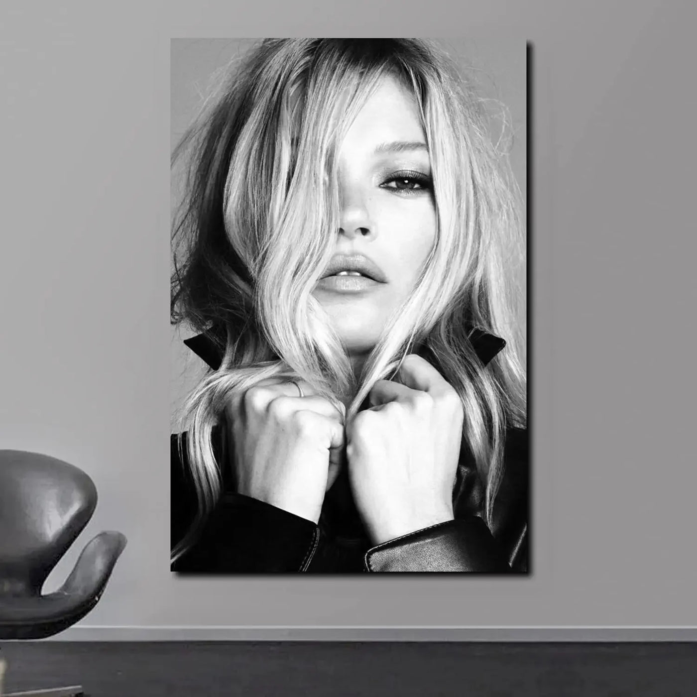 Scandinavian Simple Wall Art Sexy Supermodel Kate Moss HD Canvas Poster Print for Home Bedroom Living Room Decoration Gifts