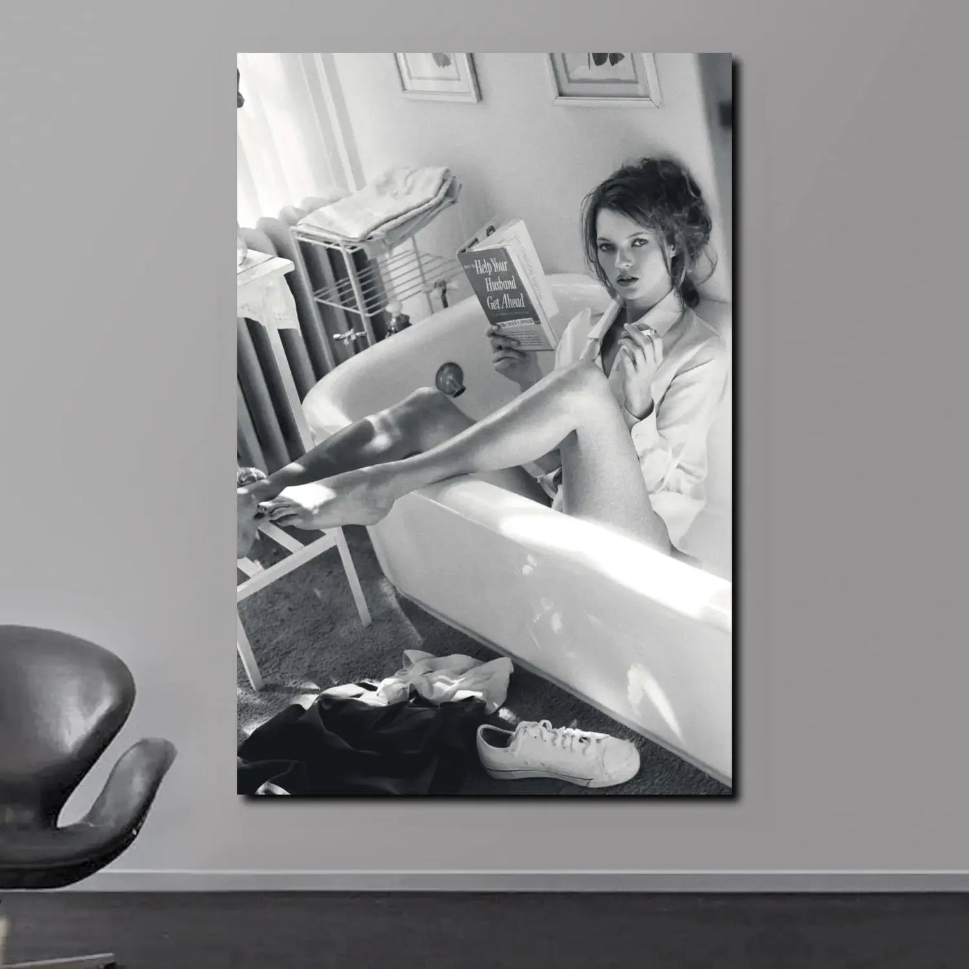 Scandinavian Simple Wall Art Sexy Supermodel Kate Moss HD Canvas Poster Print for Home Bedroom Living Room Decoration Gifts
