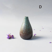 Ceramic small vase, home decoration handicraft desktop decoration, black small vase simple Japanese decoration