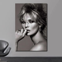 Scandinavian Simple Wall Art Sexy Supermodel Kate Moss HD Canvas Poster Print for Home Bedroom Living Room Decoration Gifts