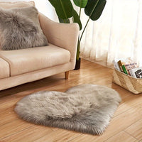 1pc Valentine'S Day Small Heart-Shaped Plush Area Rug Soft Indoor Carpet for Living Room Bedroom Cozy Home Decor New Year'S Gift